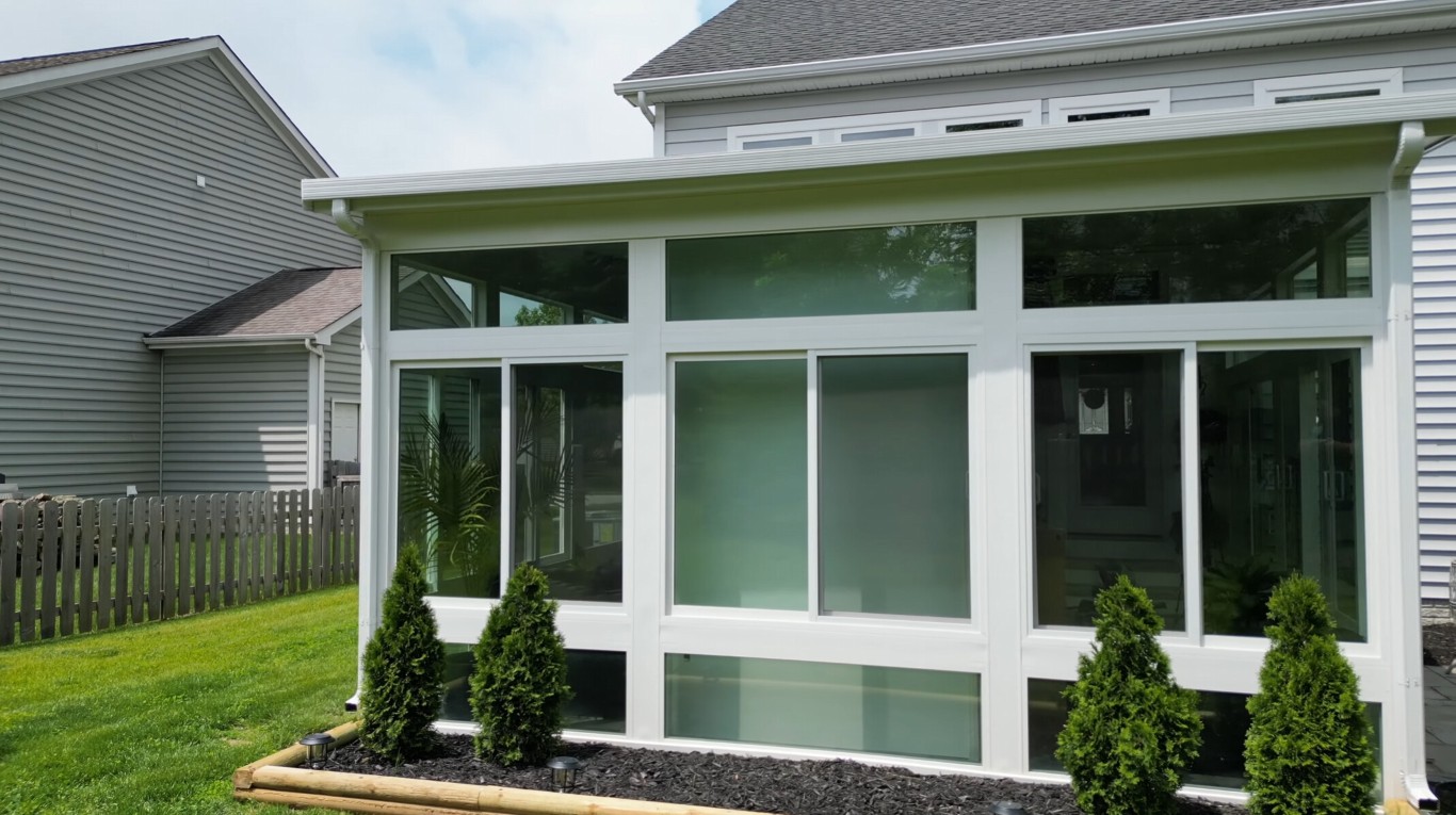 Custom sunroom built to withstand St. Cloud Florida weather conditions